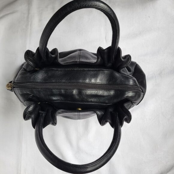 Black leather handbag by Soprano with brass detail - Picture 6 of 12